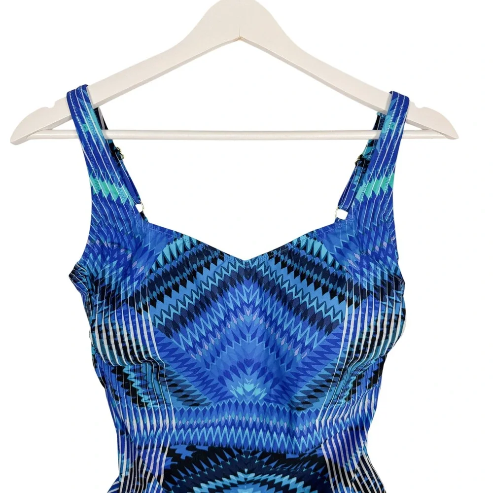 Gottex One Piece Swimsuit 8 Blue Geometric Chevron Sweetheart Padded‎ Designer